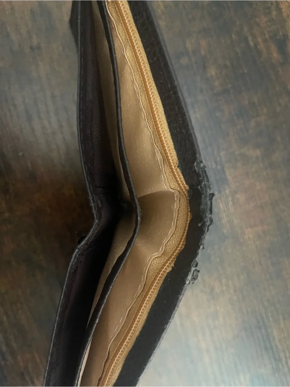 N/A compact brown